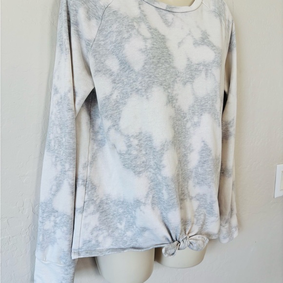 Art Class Gray and White Tie-Dye Sweatshirt - Picture 2 of 7